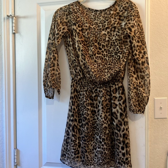 White House Black Market 
Animal Print Dress with Metallic Gold Threading
00P - Picture 2 of 4